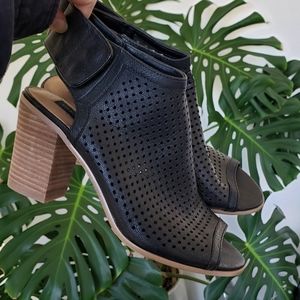 STEVEN by STEVE MADDEN, Suzy Heels, 7.5, Black